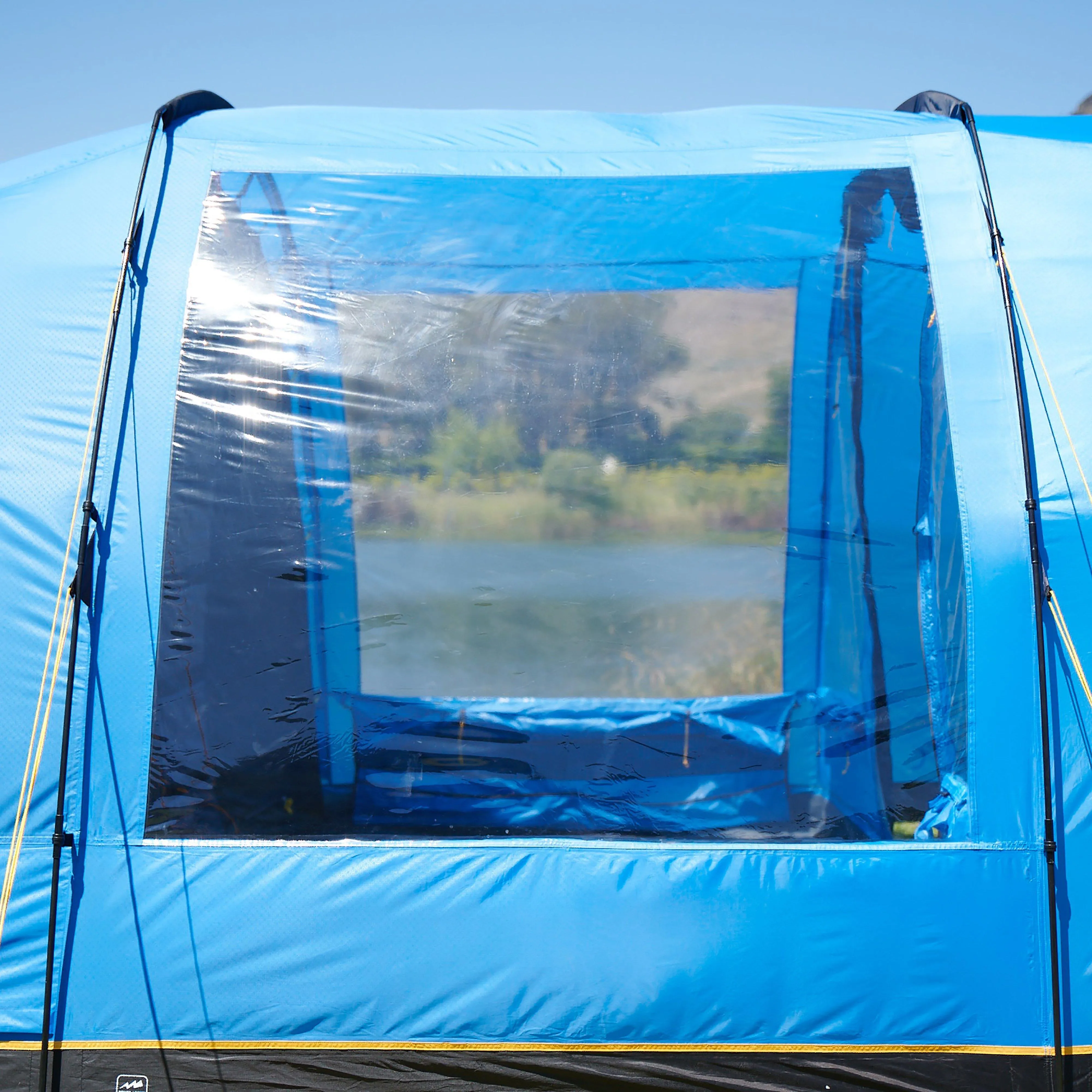 HI-GEAR Hampton 4 Nightfall Family Tent | Ultimate Outdoors